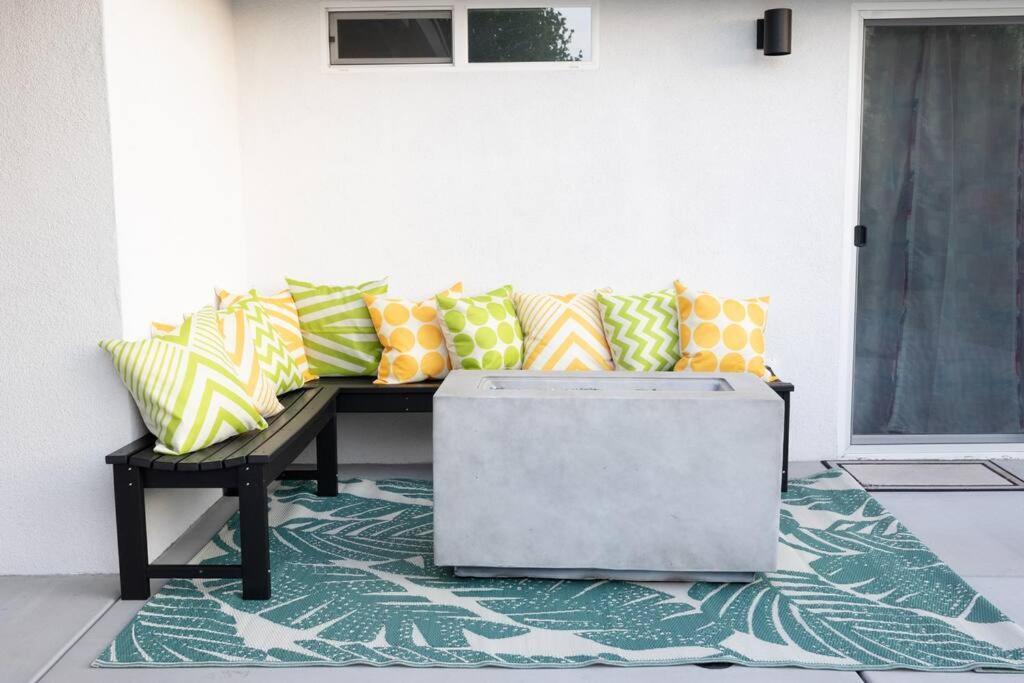 Vila Casa Palmina An Mcm Oasis Palm Springs Exteriér fotografie