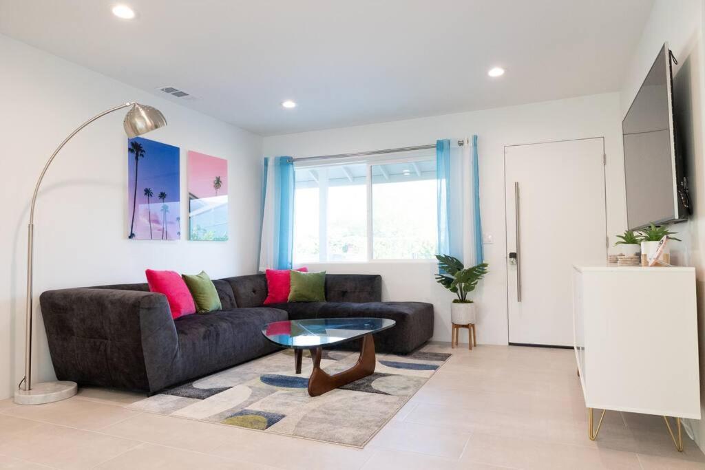 Vila Casa Palmina An Mcm Oasis Palm Springs Exteriér fotografie